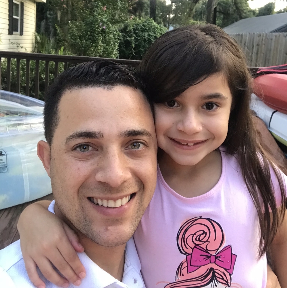 Meet your Posher, Raul - Picture 3 of 4